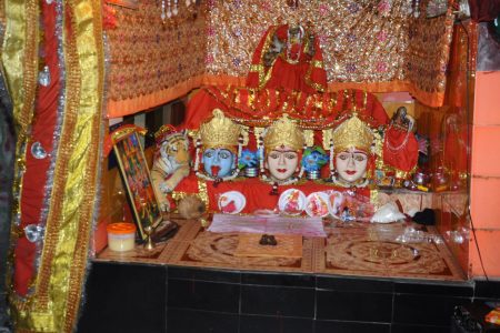 Divine Destinations : A Tapestry of Tradition of Kashmir & Vaishno Devi